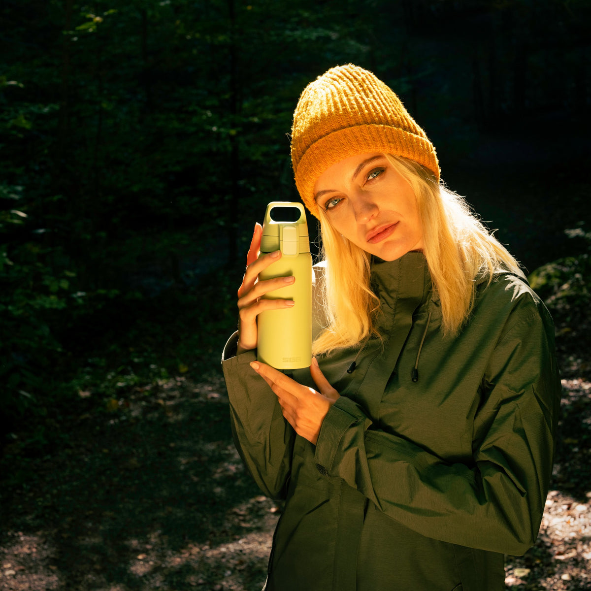 SIGG Shield Therm One termospullo Eco Green 0,5 l, käyttökuva 2