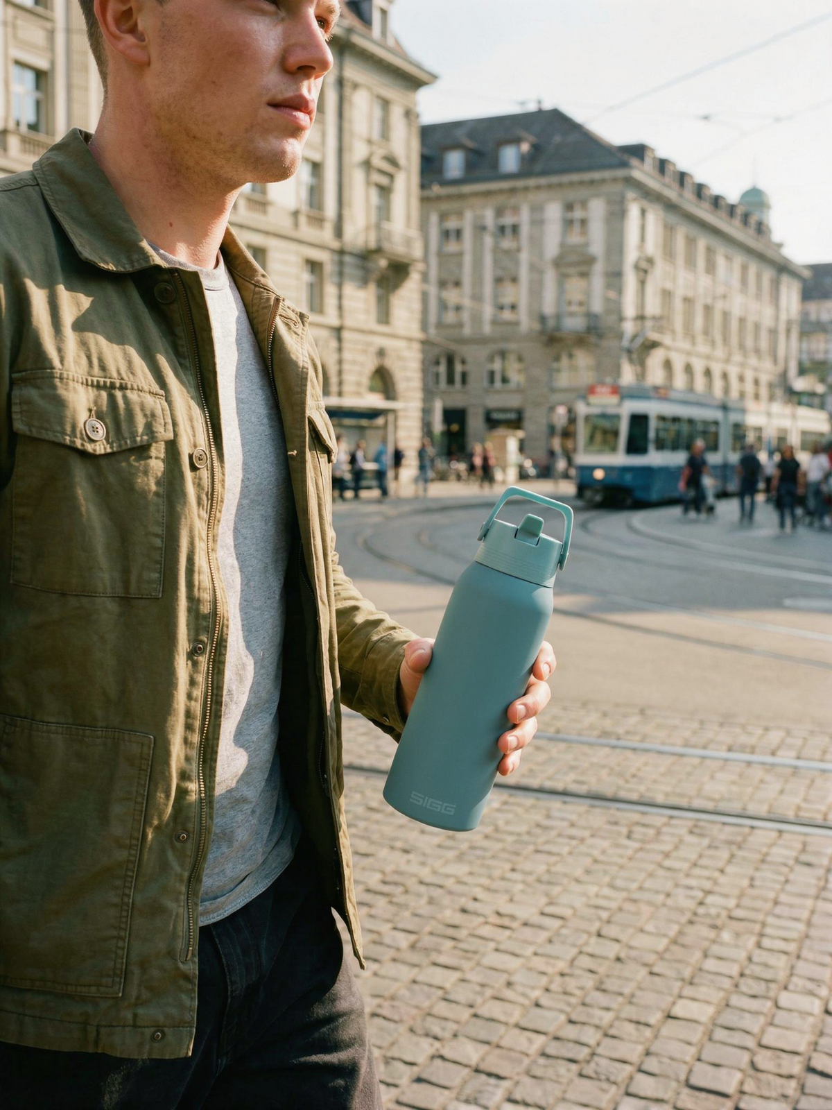SIGG Shield Therm FLIP Morning blue 1 L tunnelmakuva
