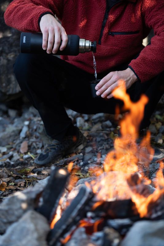 Alpine Star termospullo Black 1.0 L - Teräksiset termospullot - sigg-shop.fi