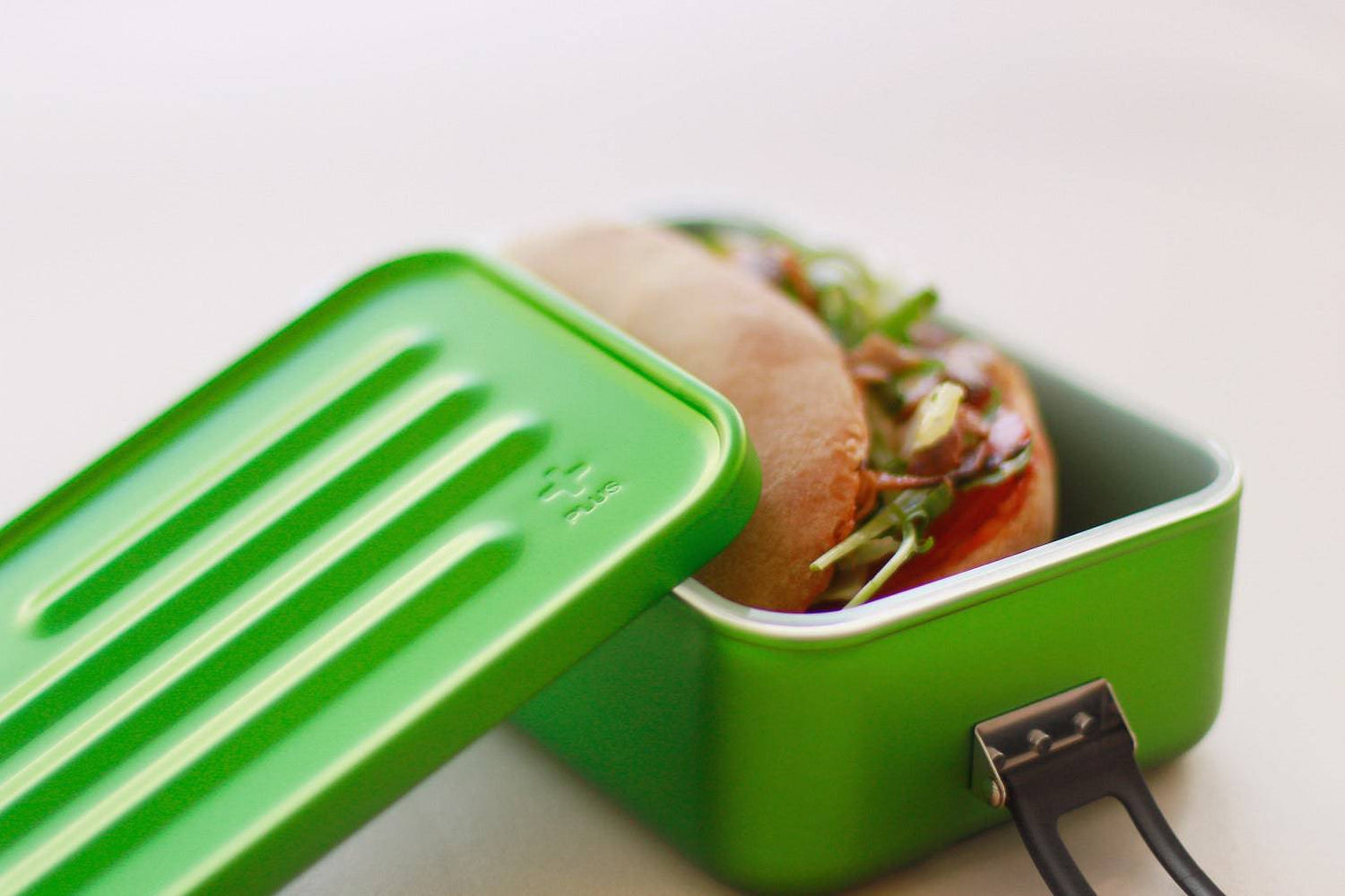 Metal Box Plus S Green - Eväsrasiat - sigg-shop.fi