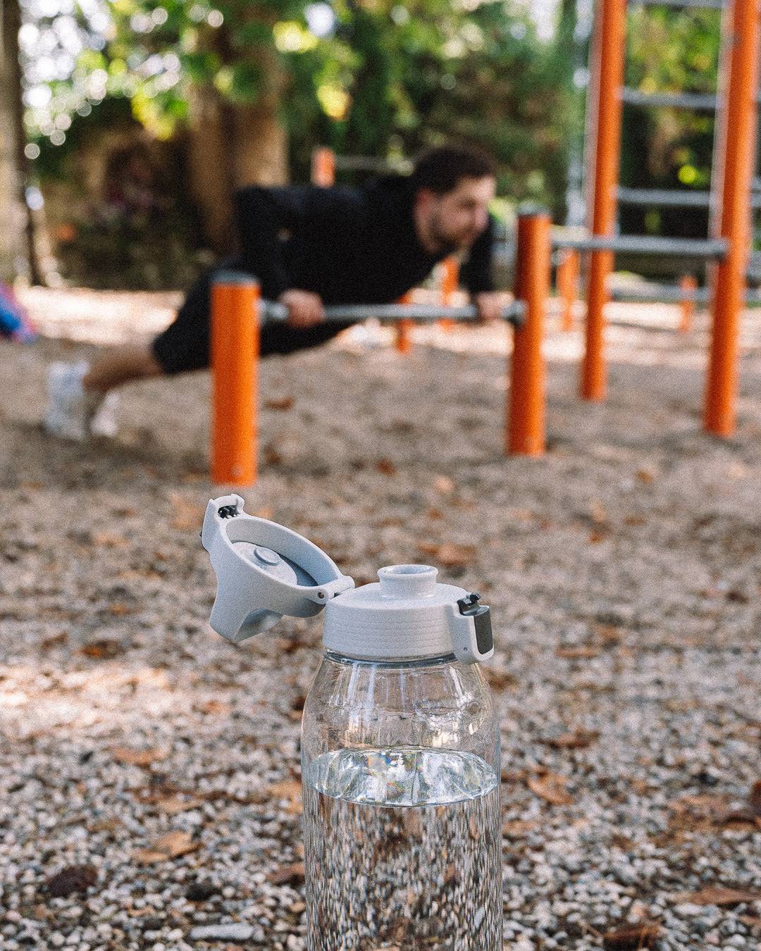 Total Clear One Anthracite MyPlanet 1.5 - Juomapullot - sigg-shop.fi