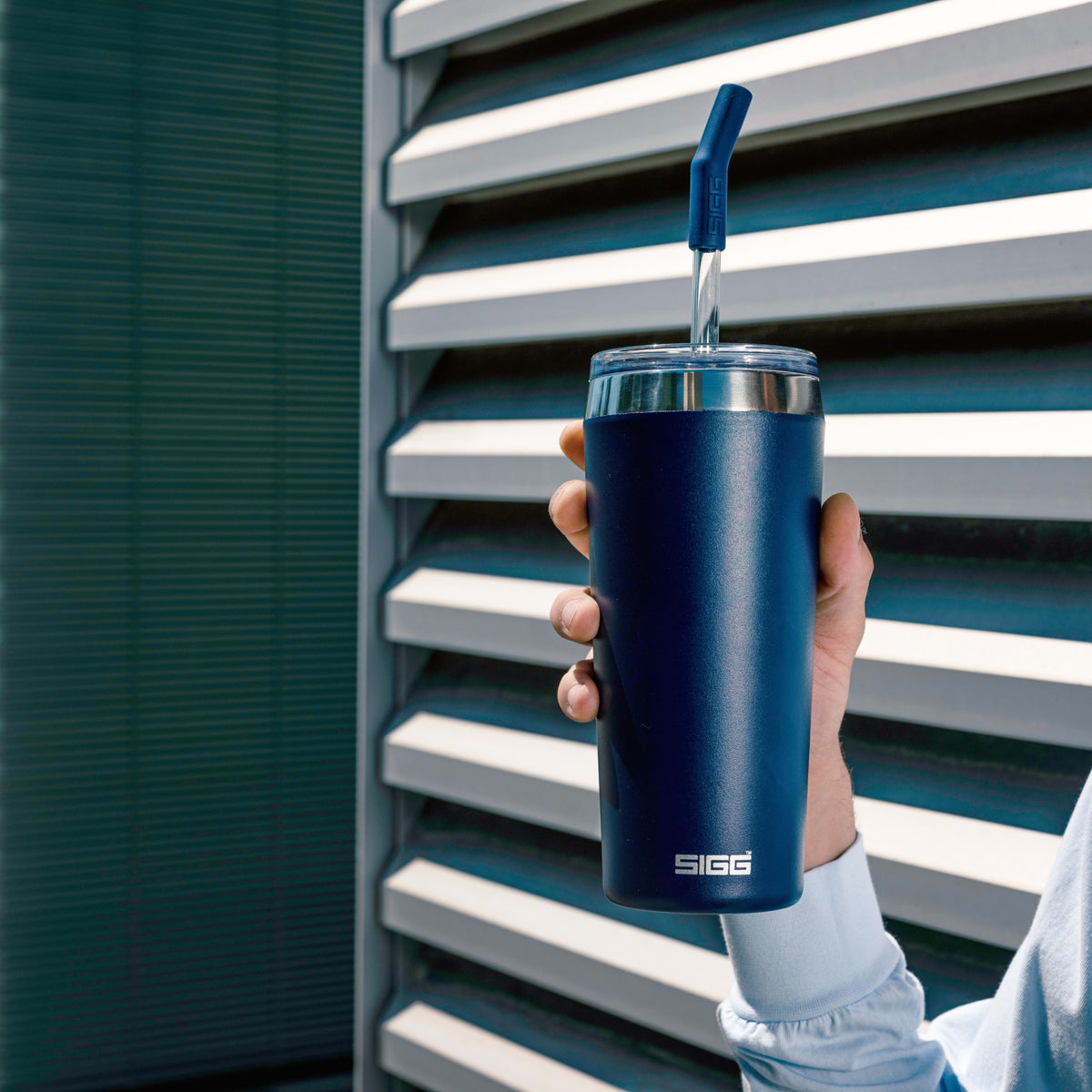 SIGG Helia Night Ink 0,6 l, käyttökuva