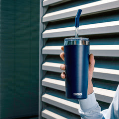 SIGG Helia Night Ink 0,6 l, käyttökuva