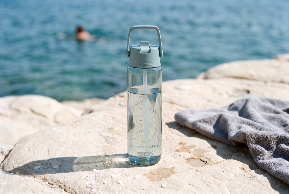 SIGG Total Color FLIP Transparent 0,75 L käytössä