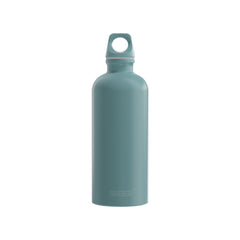 SIGG TRAVELLER JUOMAPULLO MORNING BLUE 0,6 l, edestä, pullo täytettynä