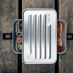 SIGG Metal Box Plus S Alu, käyttökuva