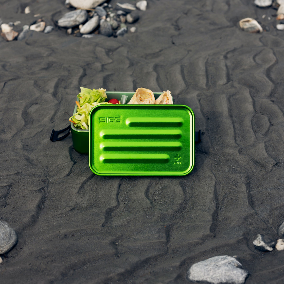 SIGG Metal Box Plus S Green, käyttökuva