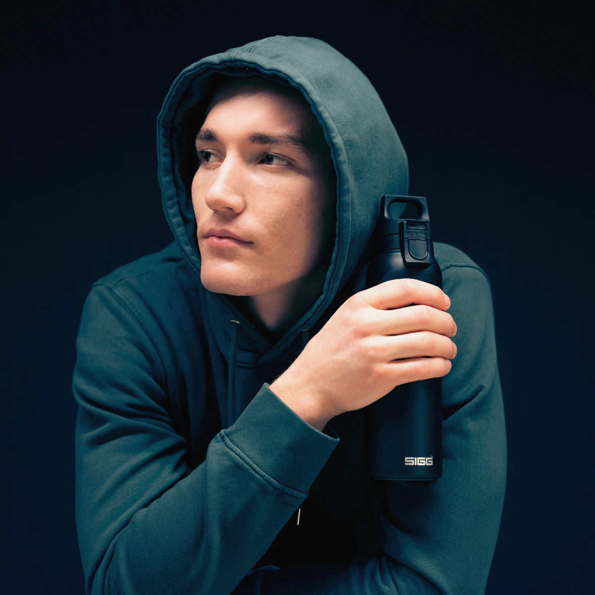 SIGG H&C ONE Light Black 0,5 l, käyttökuva